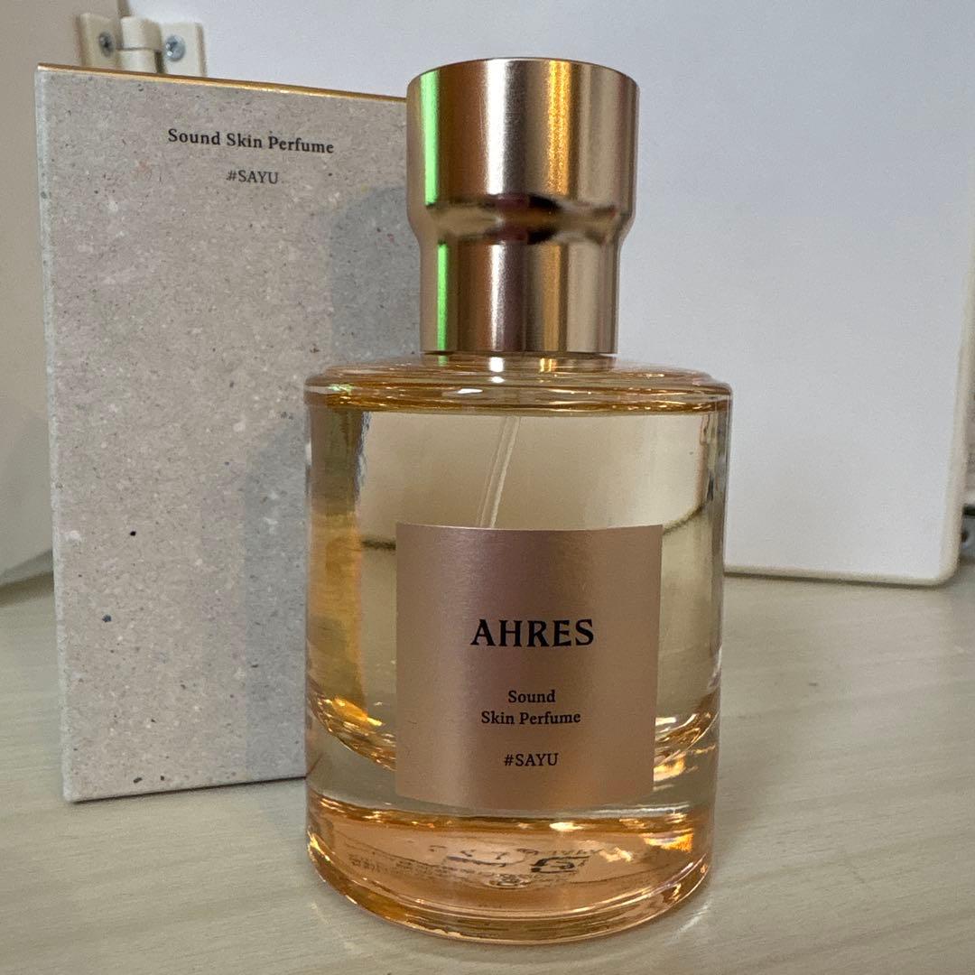 ahres 香水 sayu