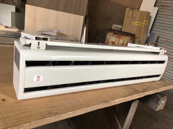 中古MITUBISI エアーカーテン100v 1台