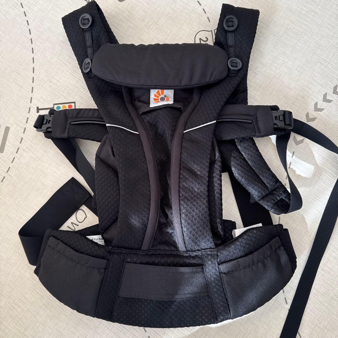 エルゴベビー オムニブリーズ　オニキスブラック　抱っこ紐