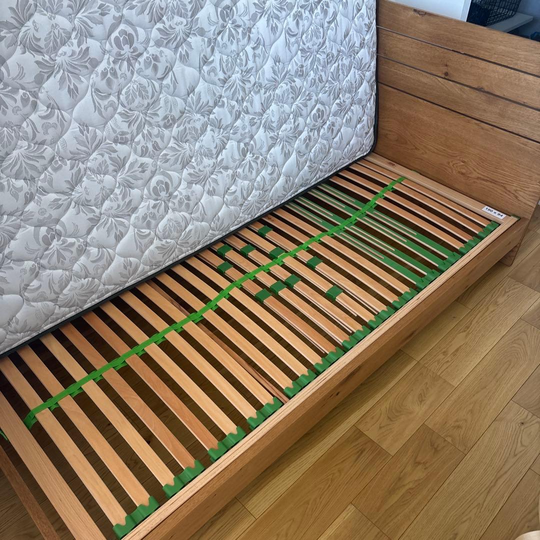 sertaマットレス＋sembellaベッドフレーム