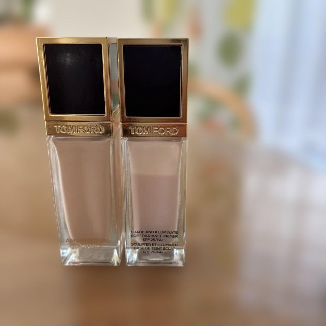 トムフォードアーキテクチャーラディアンスハイドレーティングファンデーション・下地