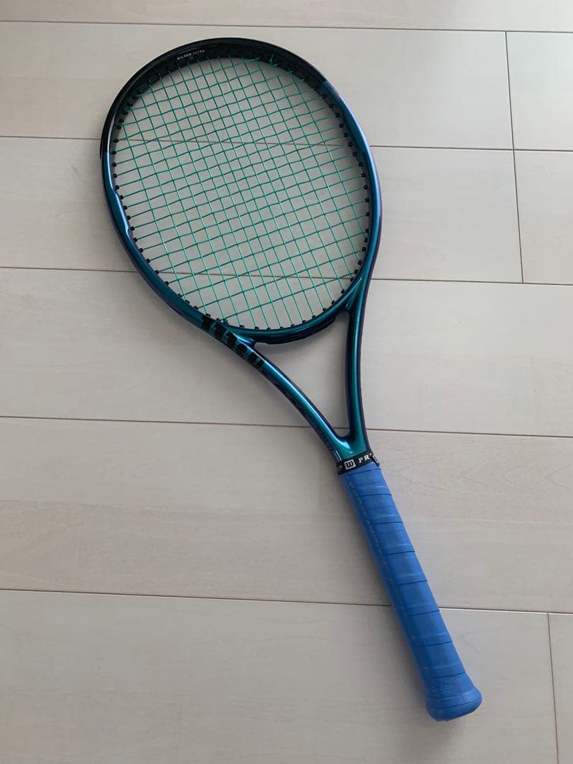 ウィルソン Ultra Tour 100 テニス ラケット グリップ1