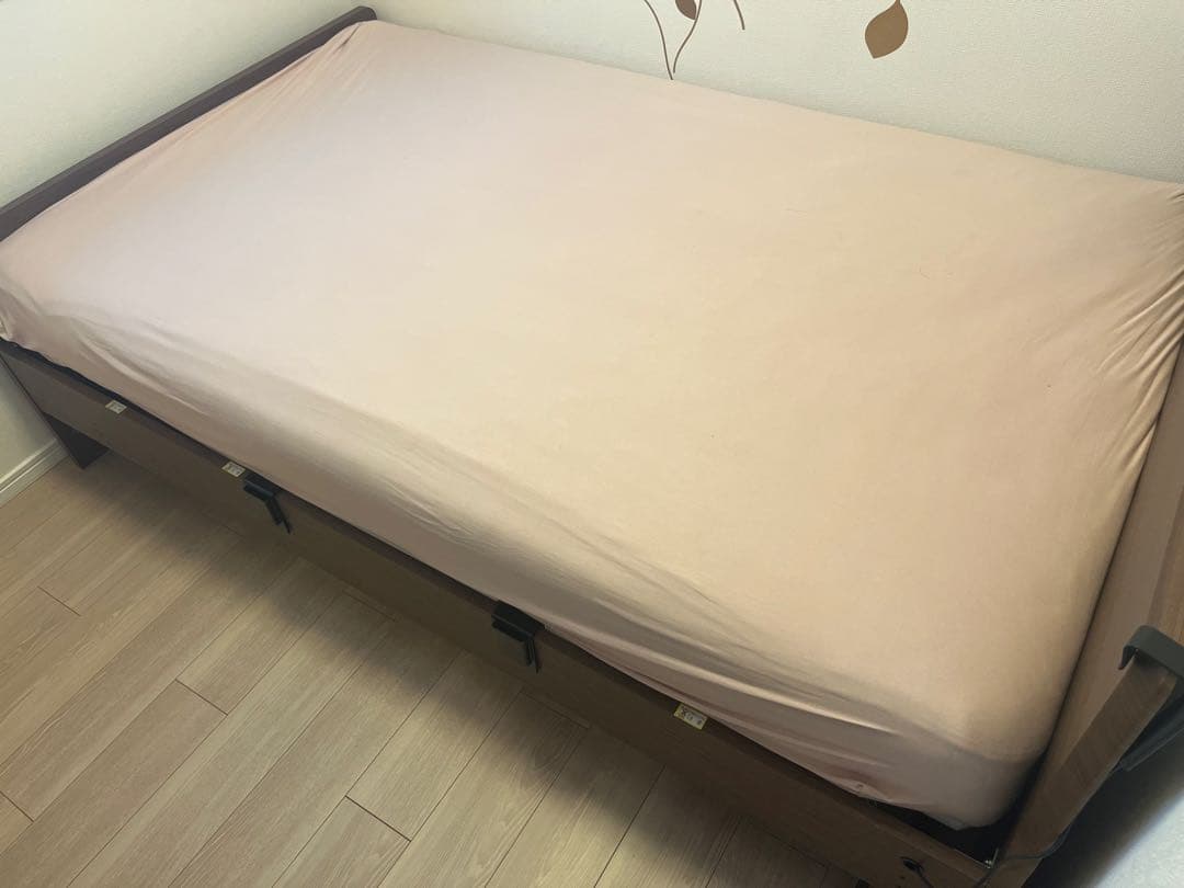 介護用　にも最適な　電動ベッド　ニトリで約17万で購入　ベッド & マットセット