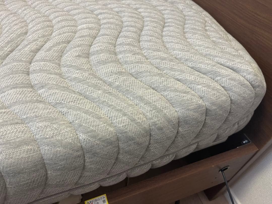 介護用　にも最適な　電動ベッド　ニトリで約17万で購入　ベッド & マットセット