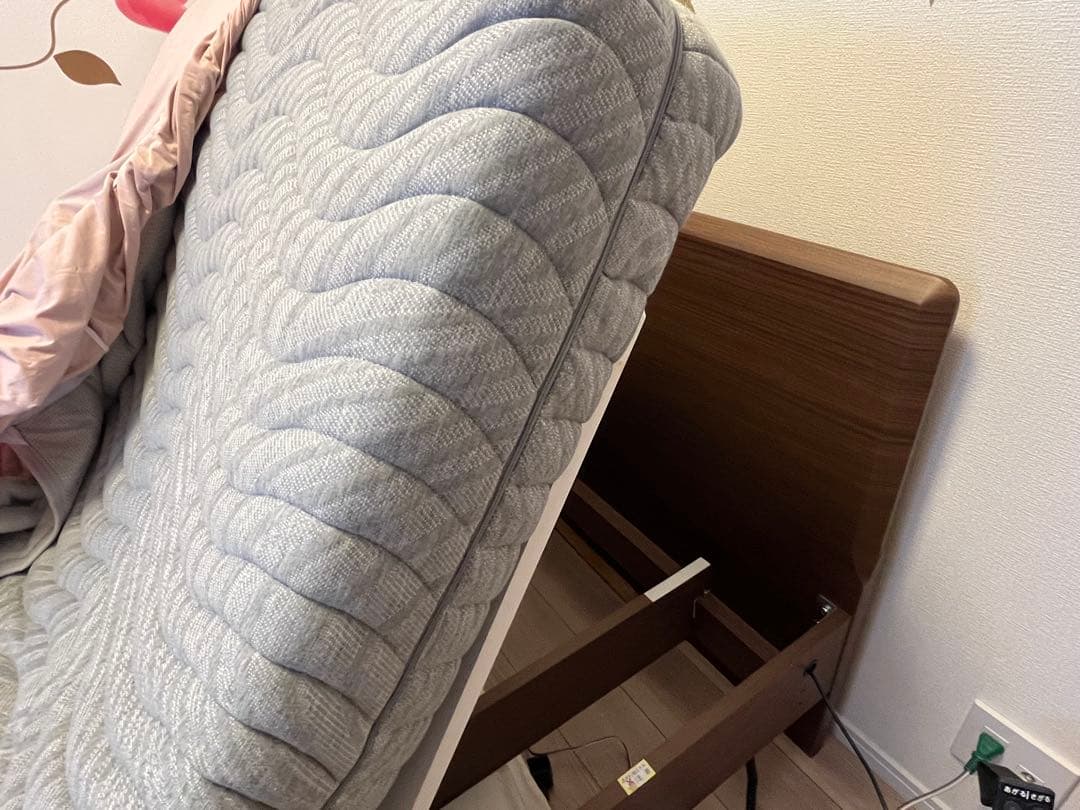 介護用　にも最適な　電動ベッド　ニトリで約17万で購入　ベッド & マットセット
