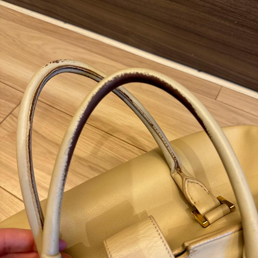 サンローラン　YVES SAINTLAURENT Yラインハンドバッグベージュ