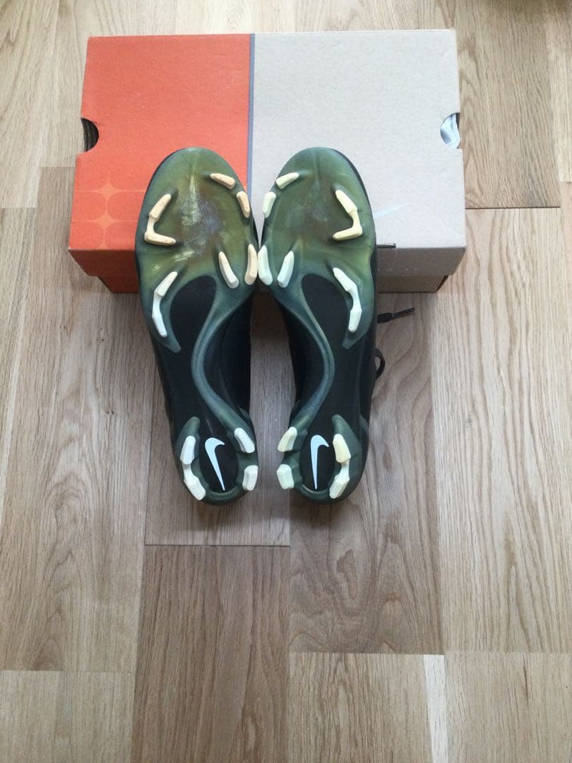 【新品、未使用】NIKE MERCURIAL VAPOR F.G. サッカー