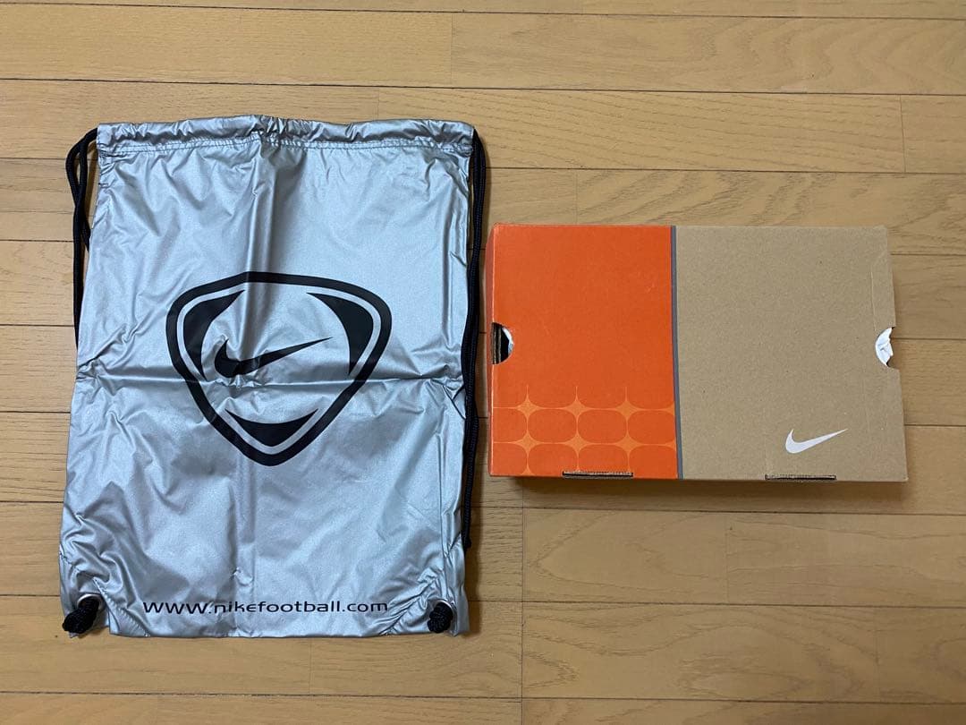 【新品、未使用】NIKE MERCURIAL VAPOR F.G. サッカー