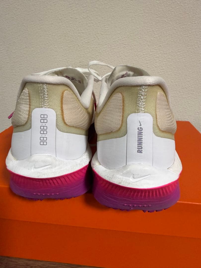 NIKE ズームフライ6　ホワイト/ピンク25.5cm