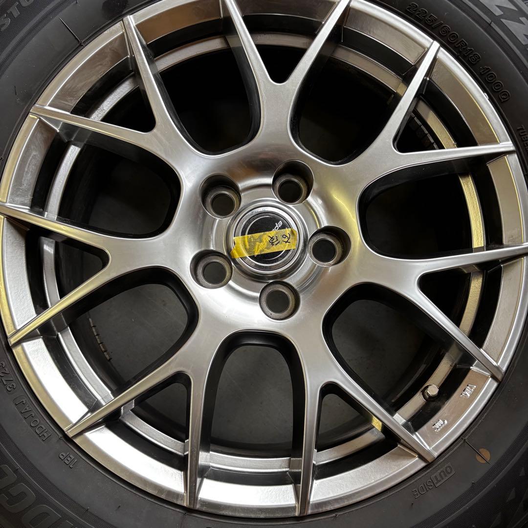 BRIDGESTONE BLIZZAK 225/60R18 レフィナーダ