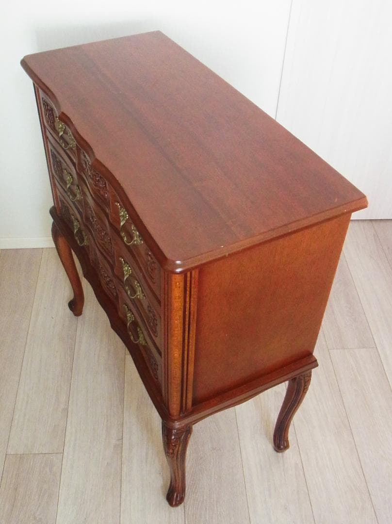 ３段チェスト　 イタリア製 　クラウディオ サオンチェッラ