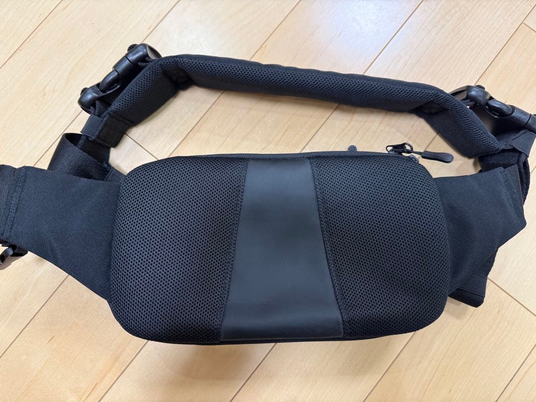 【美品】POMULU ポムル ヒップシート ブラック