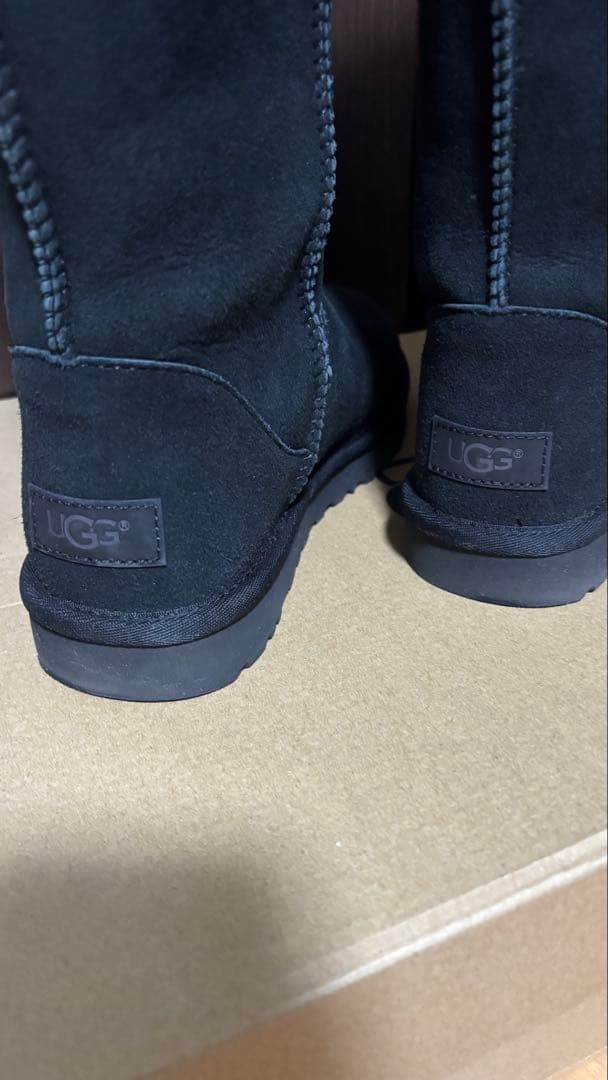 UGG ブラック ムートン　CLASSIC TALL II 8