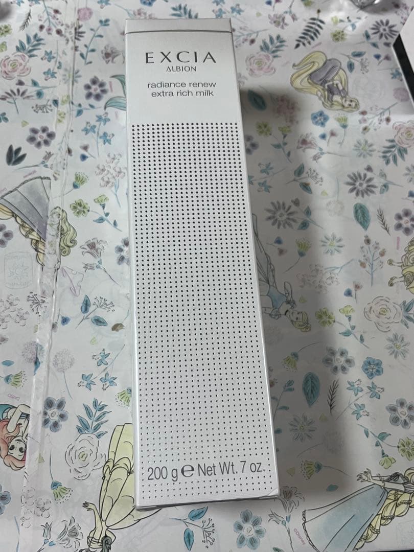 EXCIA ラディアンスリニュー エクストラリッチミルク 200g