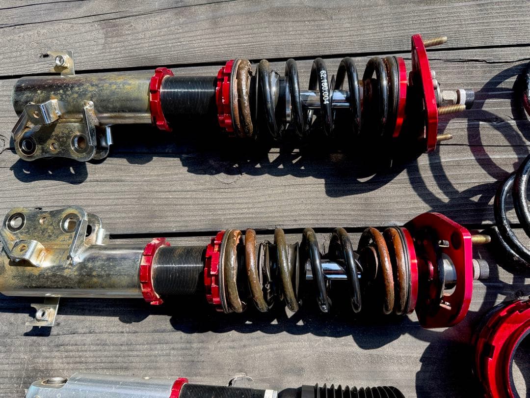 ダイハツハイゼット s331v 車高調サスペンションキット 赤/黒