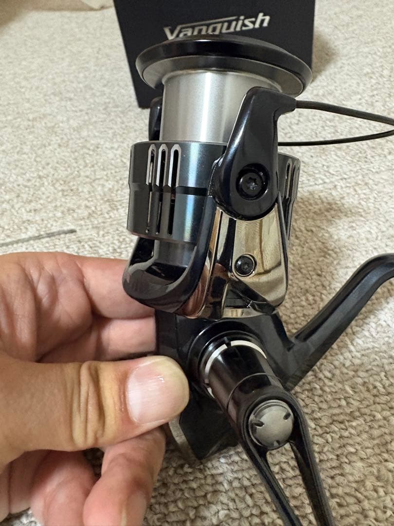【極美品】シマノ 19 ヴァンキッシュ 4000XG（実釣1回のみ）