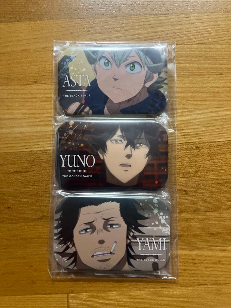 ブラッククローバー　JF2018 まるかくカンバッジ　セット