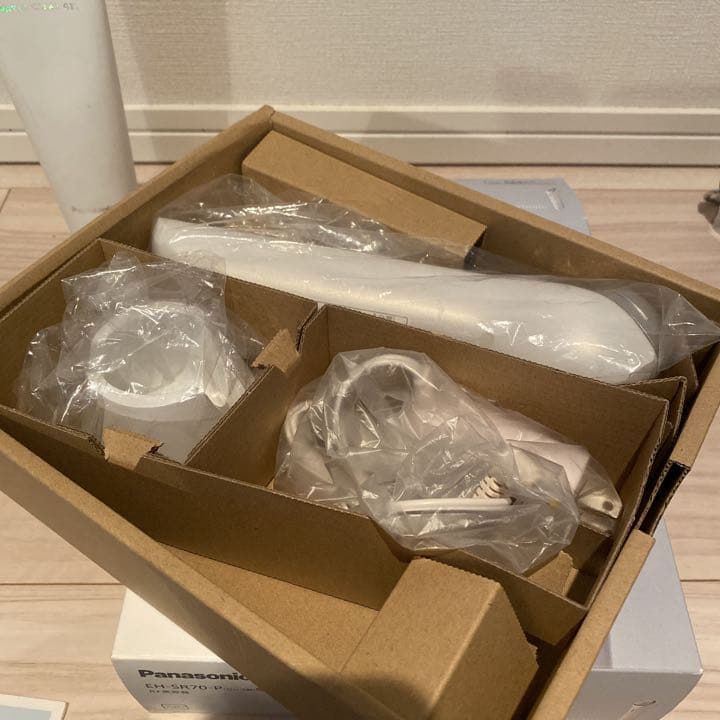 RF美容器 ピンク調 EH-SR70-P  1台入+ウォクリアジェル(開封済)