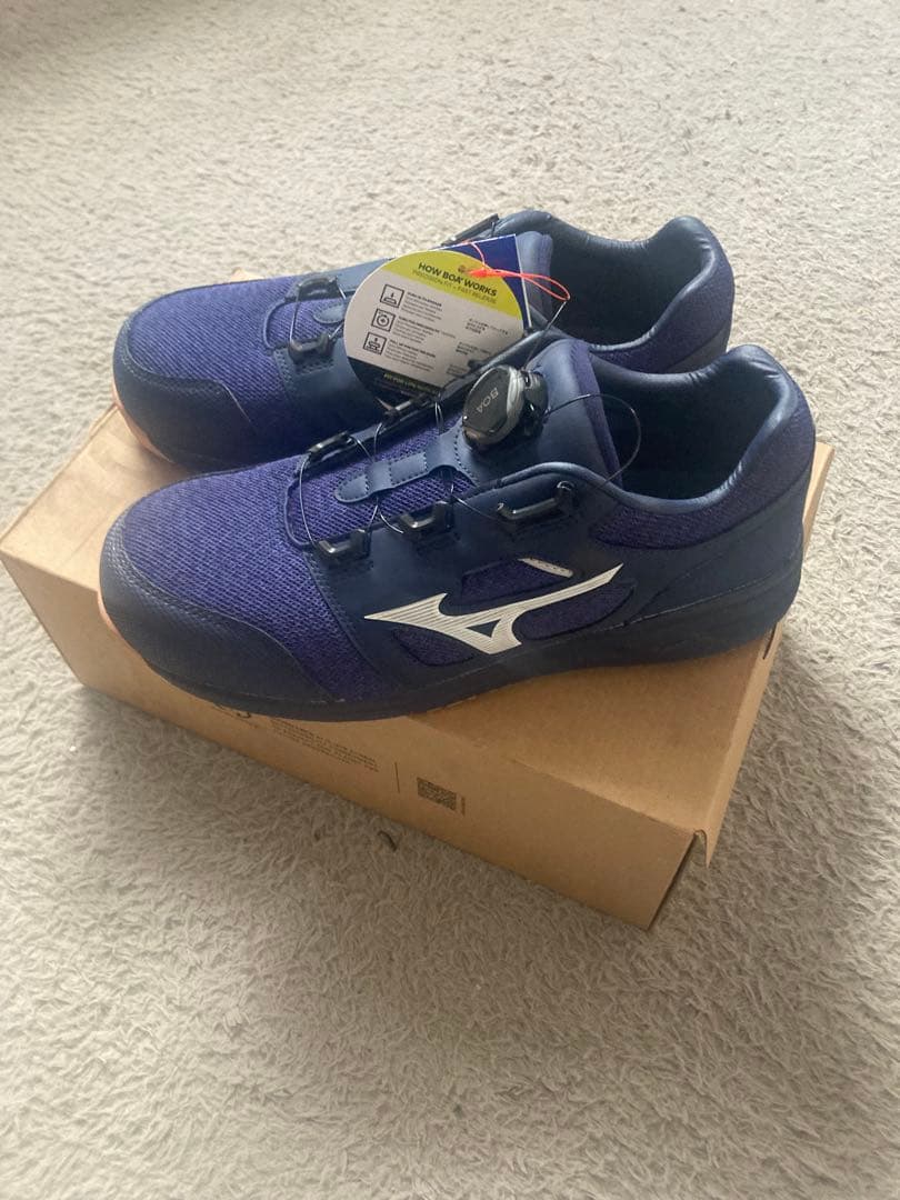 未使用品　Mizuno BOA 27.0cm ネイビー安全靴