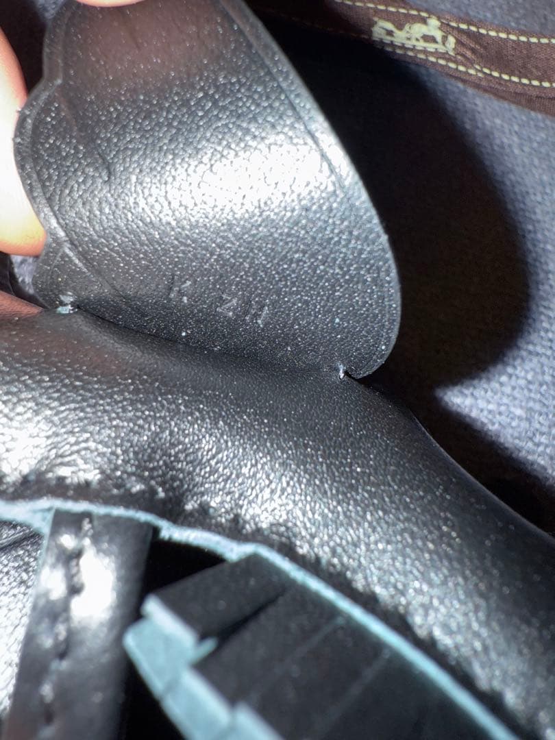 HERMES 馬型チャーム ブラック