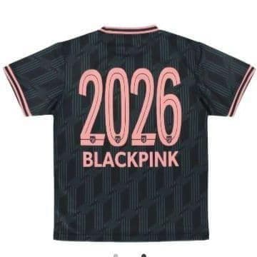 FC東京×BLACKPINK ブラック コンフィットTシャツ　Mサイズ
