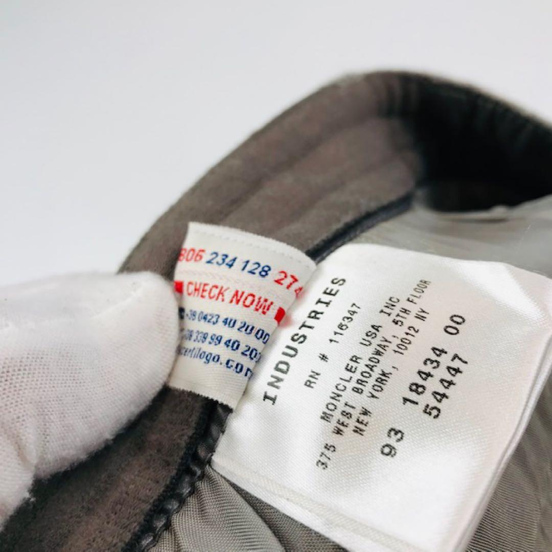 美品★モンクレール・ブランドロゴタグ付 ウール ショートパンツ(42)