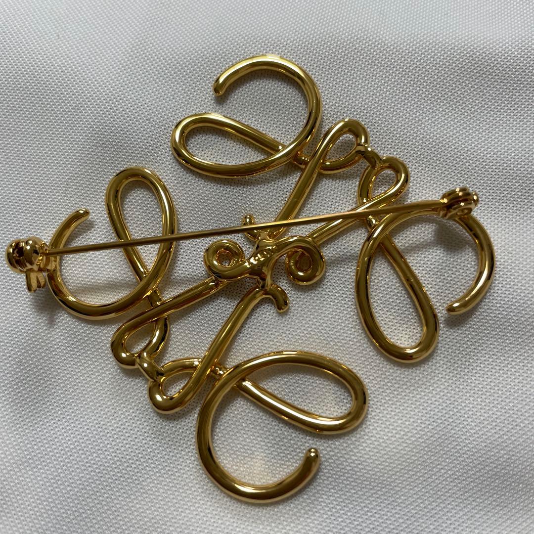 【美品】LOEWE ゴールド リボンモチーフ ブローチ