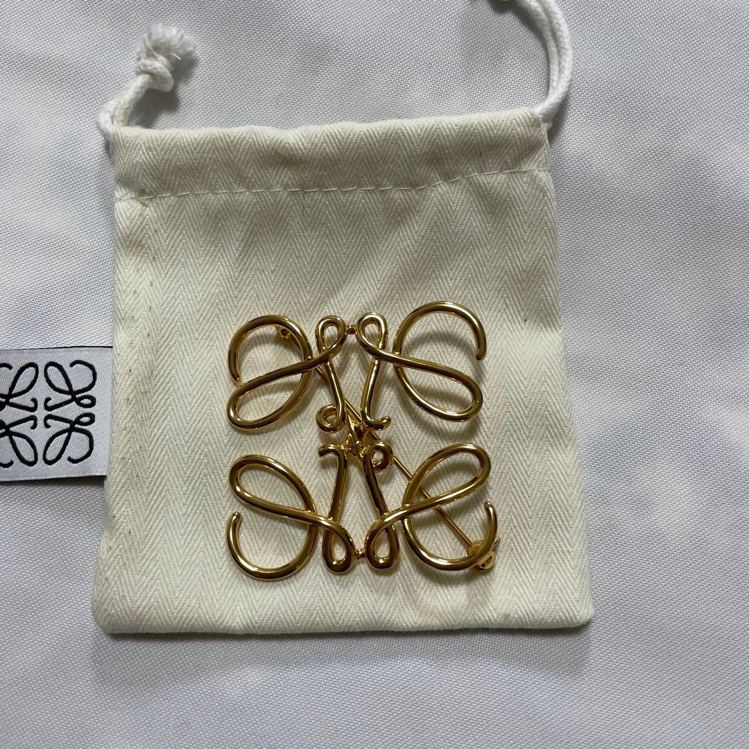 【美品】LOEWE ゴールド リボンモチーフ ブローチ