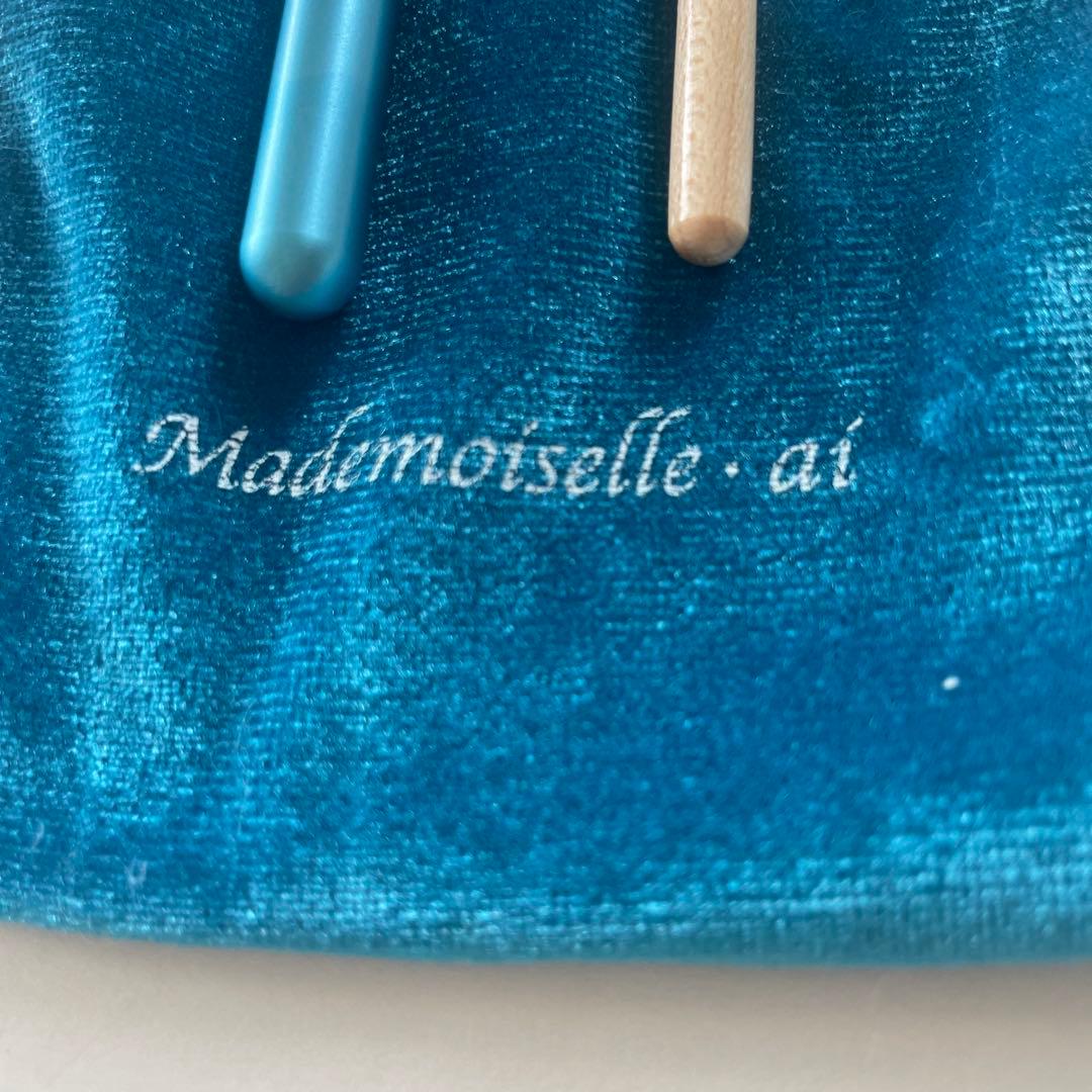 マドモアゼル愛 音叉 チューナー