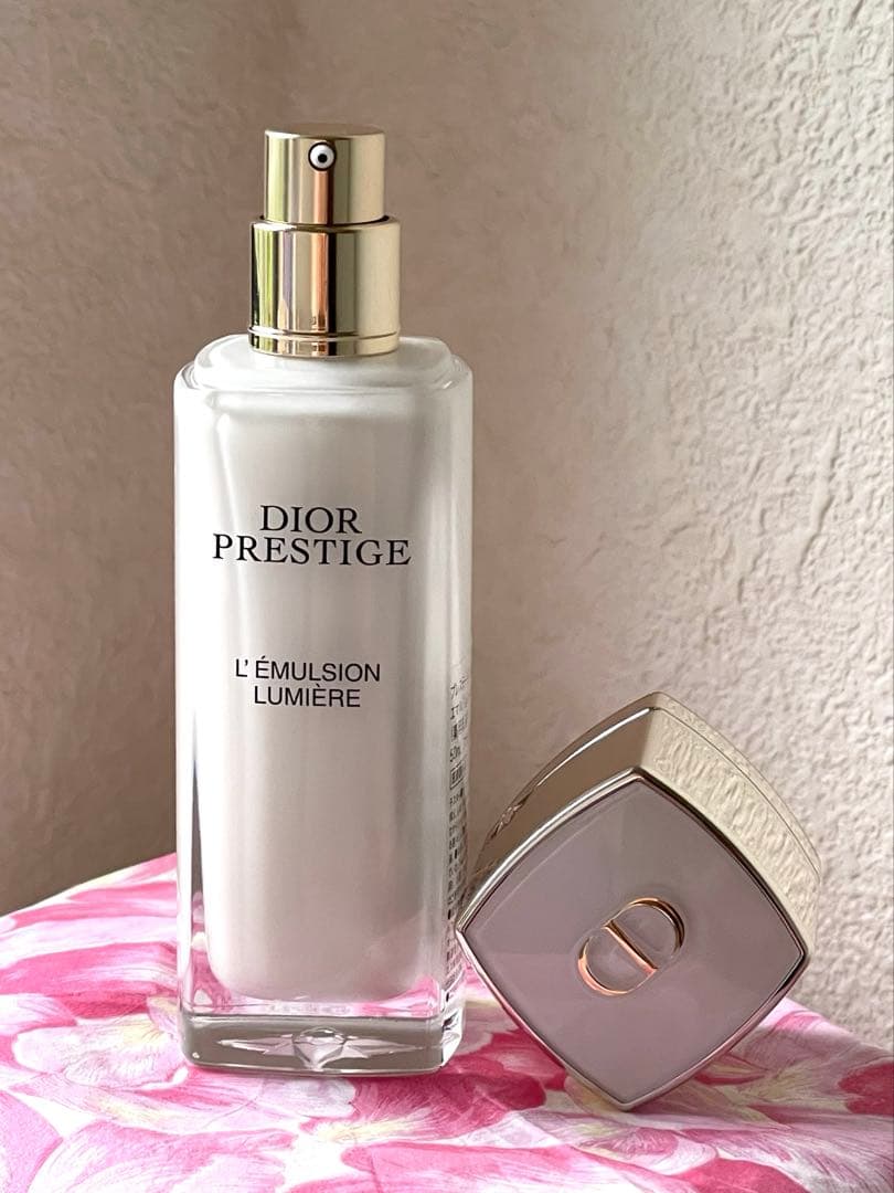 ディオール プレステージホワイトリンクルエマルジョン ルミエール50ml♦️新品♦️