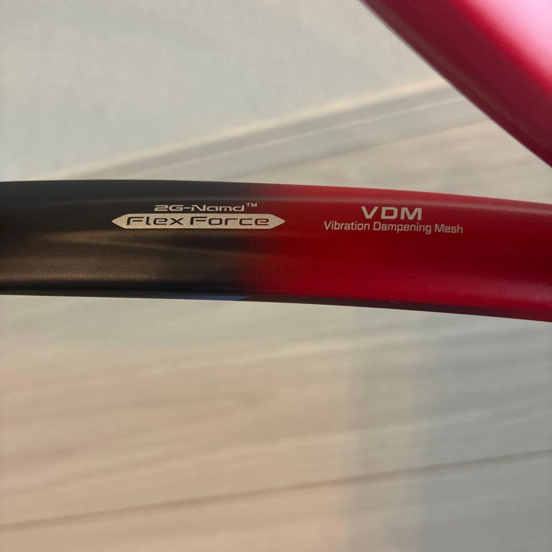 YONEX Vcore（100inch、300g、バランス320mm）