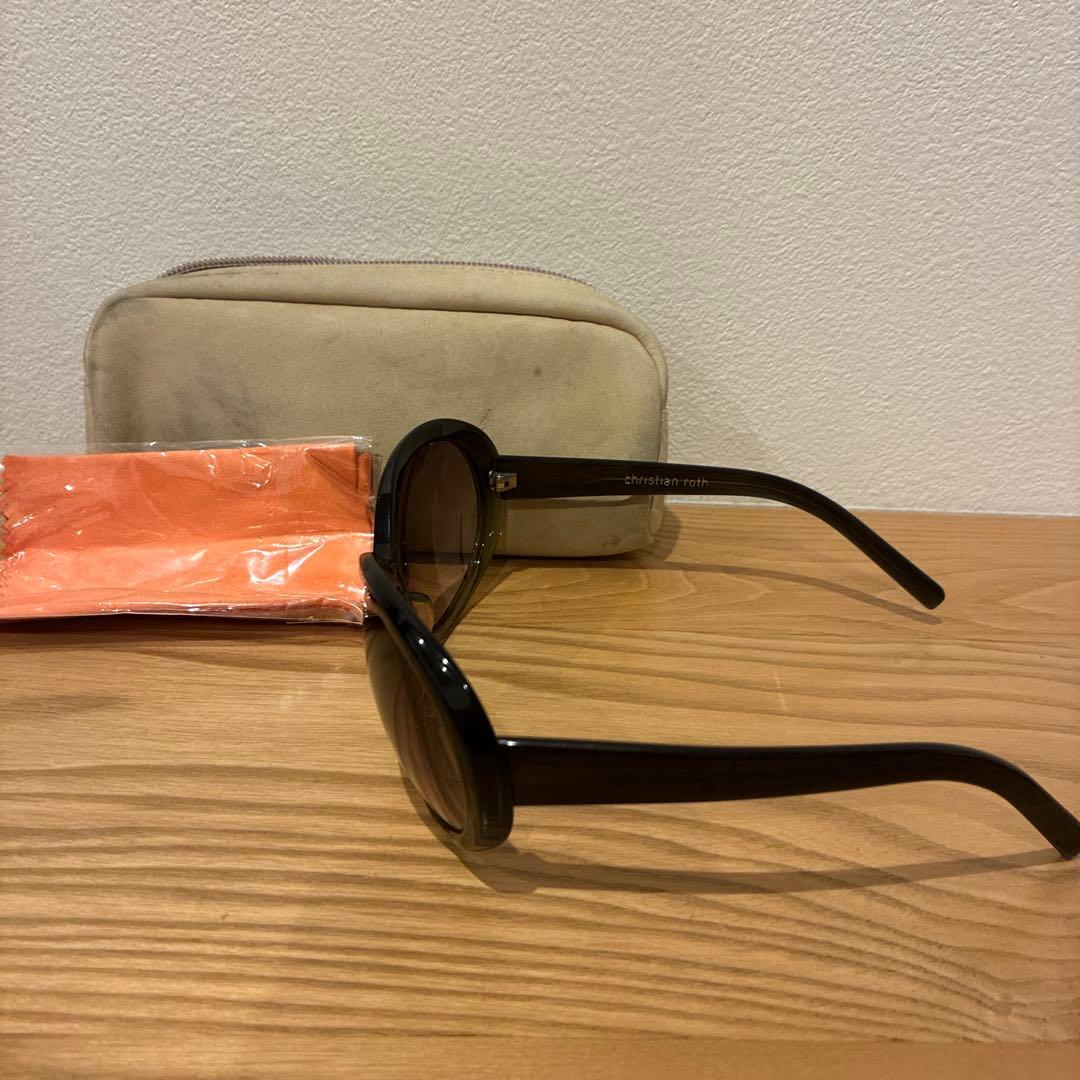 n*o様 クリスチャンロス　ラウンド型グラデーションレンズサングラス