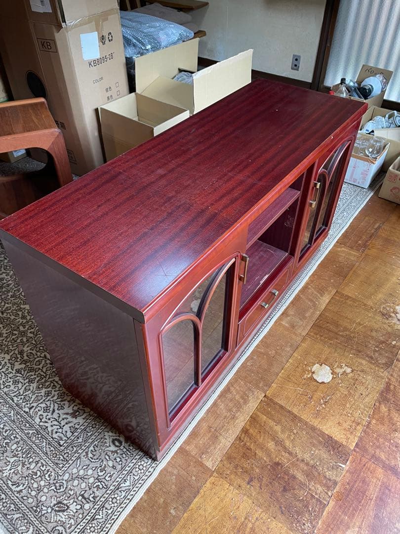 木製キャビネット ガラス扉付き