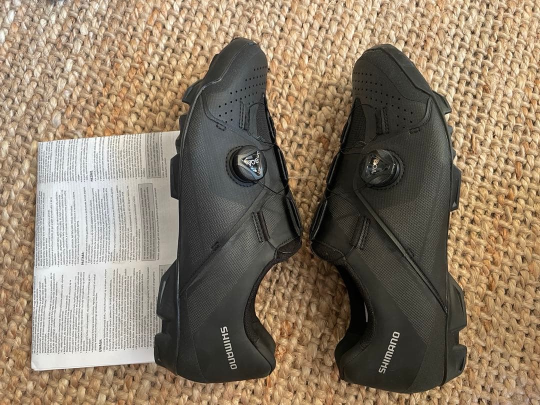 【美品】シマノ SHIMANO XC3 SHXC300 44E/27.8cm