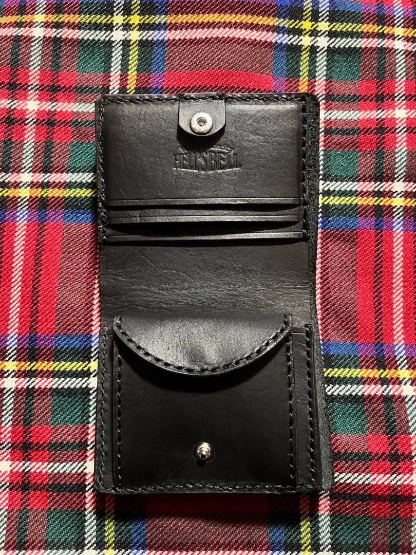 コンパクトウォレット フラワー&リーフ　スタッズ