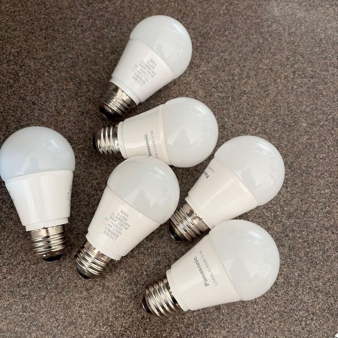 モダンデザイン 6灯シーリングライト　KOIZUMI