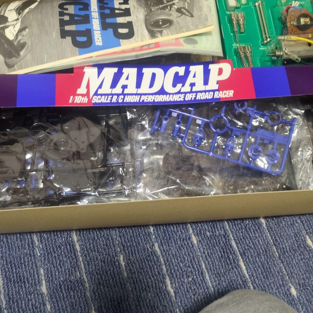 TAMIYA MADCAP 1/10 オフロードレーサー