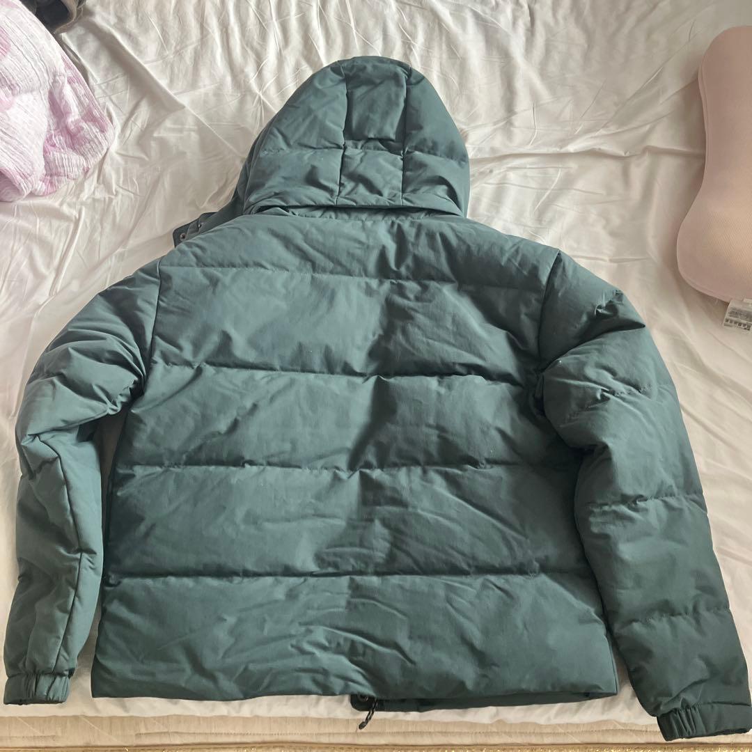 patagonia フード付きダウンジャケット Sサイズ