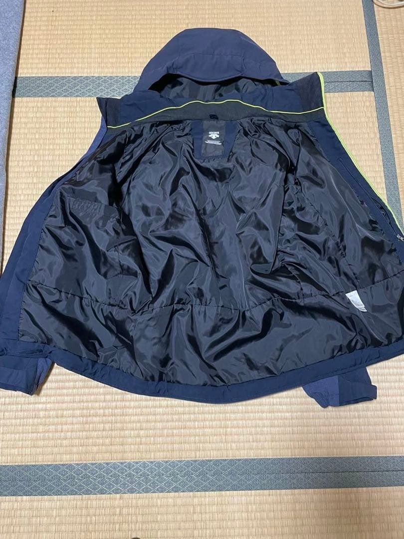 デサントスキーウェア　ファブリス　スキーパンツ　Mサイズ