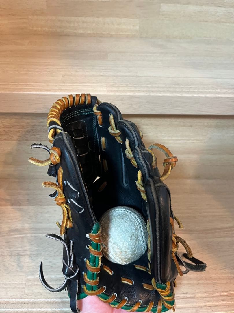 訳あり商品　低価格DEAD STOCK デッドストック　硬式野球グローブ 黒/緑