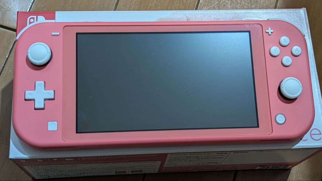 Nintendo Switch Lite コーラルピンク 専用ケース付き