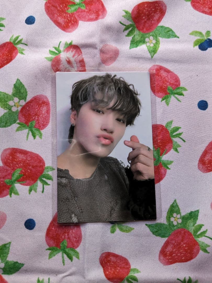 サン　アチズ　トレカ　ATEEZ エイティーズ