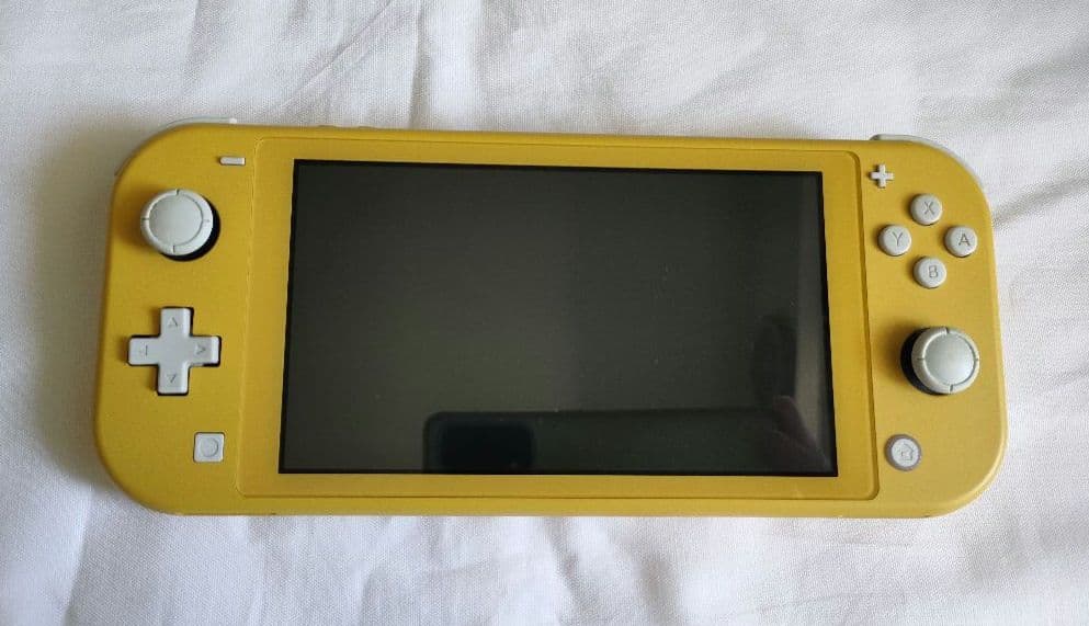 Nintendo Switch Lite　イエロー　本体のみ