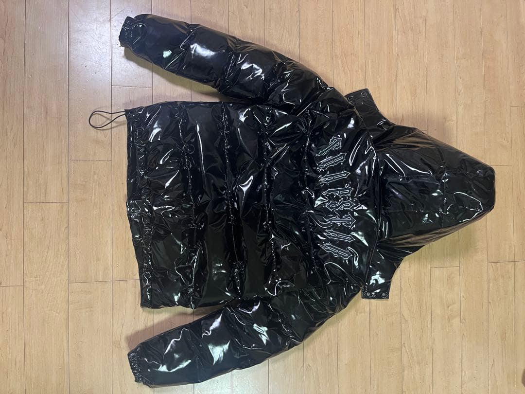 UK、US drip トラップスターテカテカダウンジャケット