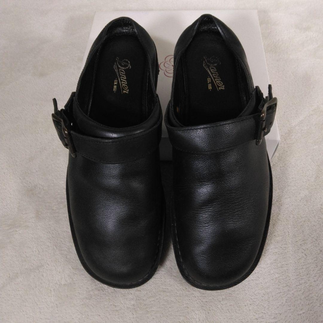 danner d8107 ブラックレザーサボ・クロッグサンダル