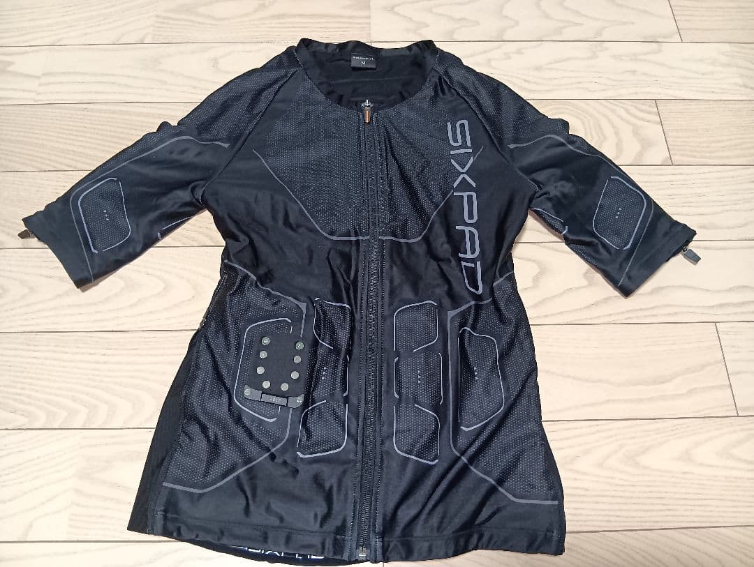 SIXPAD パワースーツ 上下　メンズМサイズ