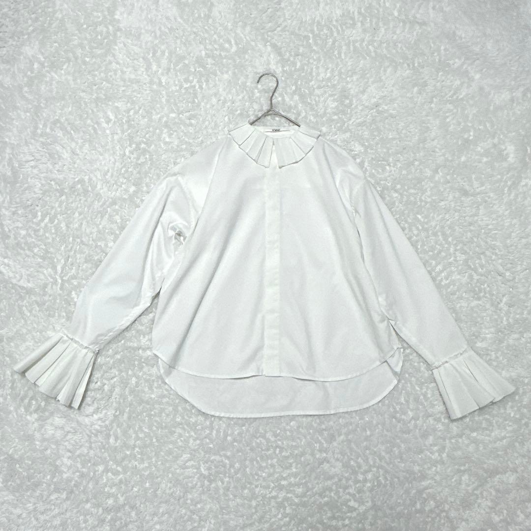 未使用級FORME プリーツブラウス　東原亜希×金子綾コラボ