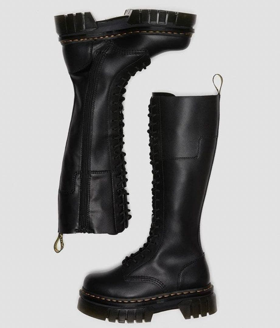 ドクターマーチン 20 ホール ロングブーツ 24cm 新年お値下げ