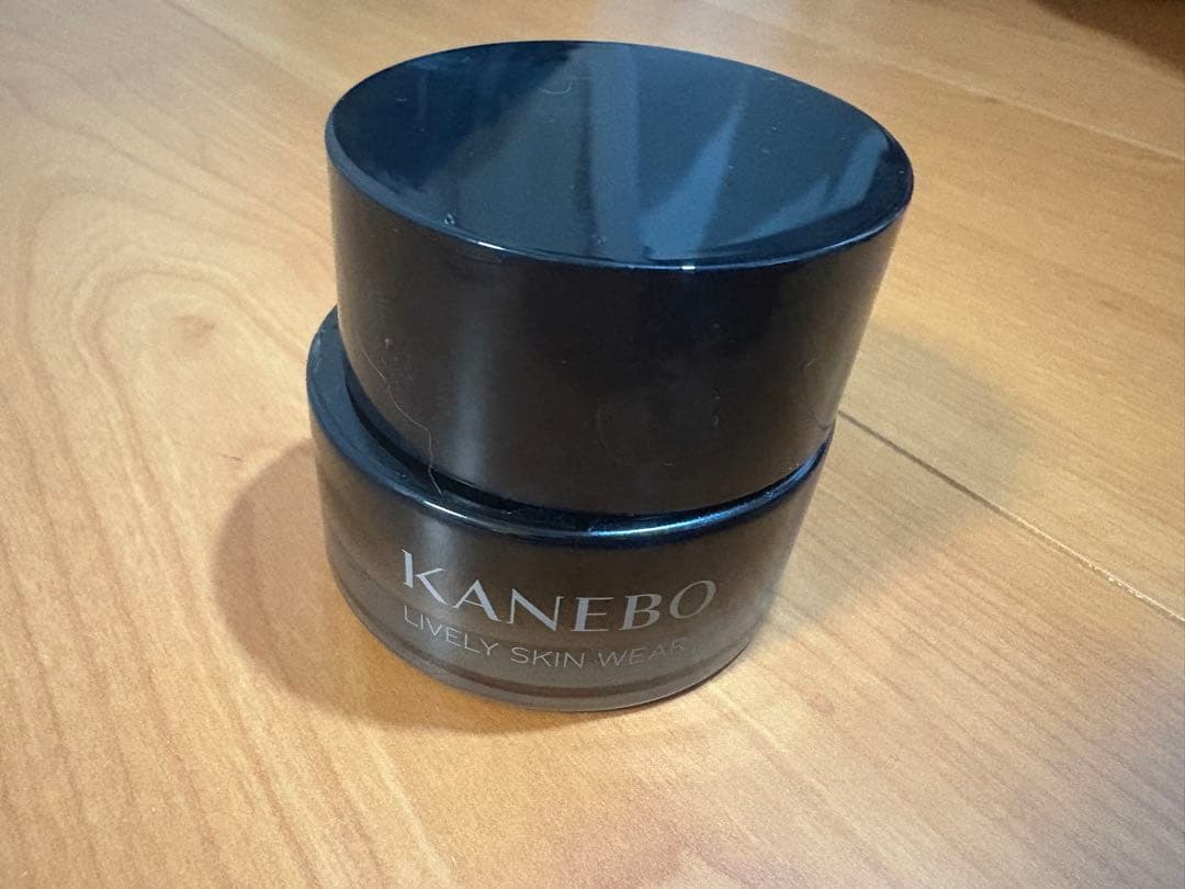 カネボウライブリースキン ウェアⅡ 220 Shell