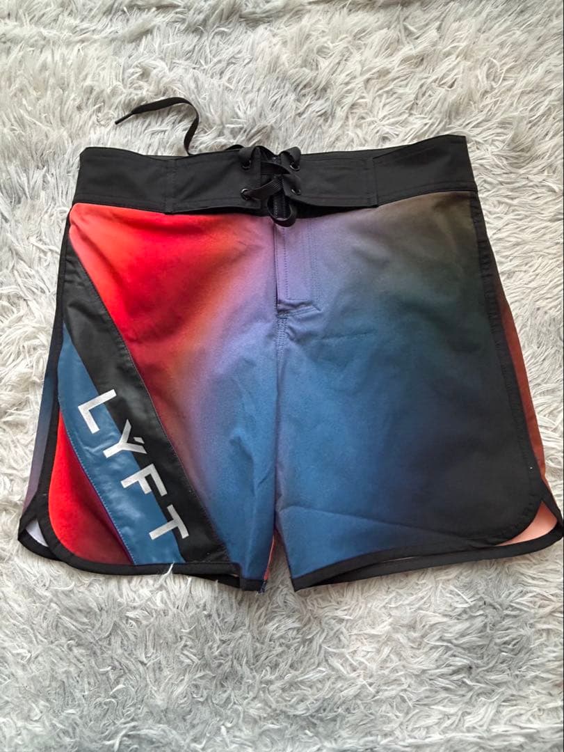 リフト　ステージショーツ　LÝFT